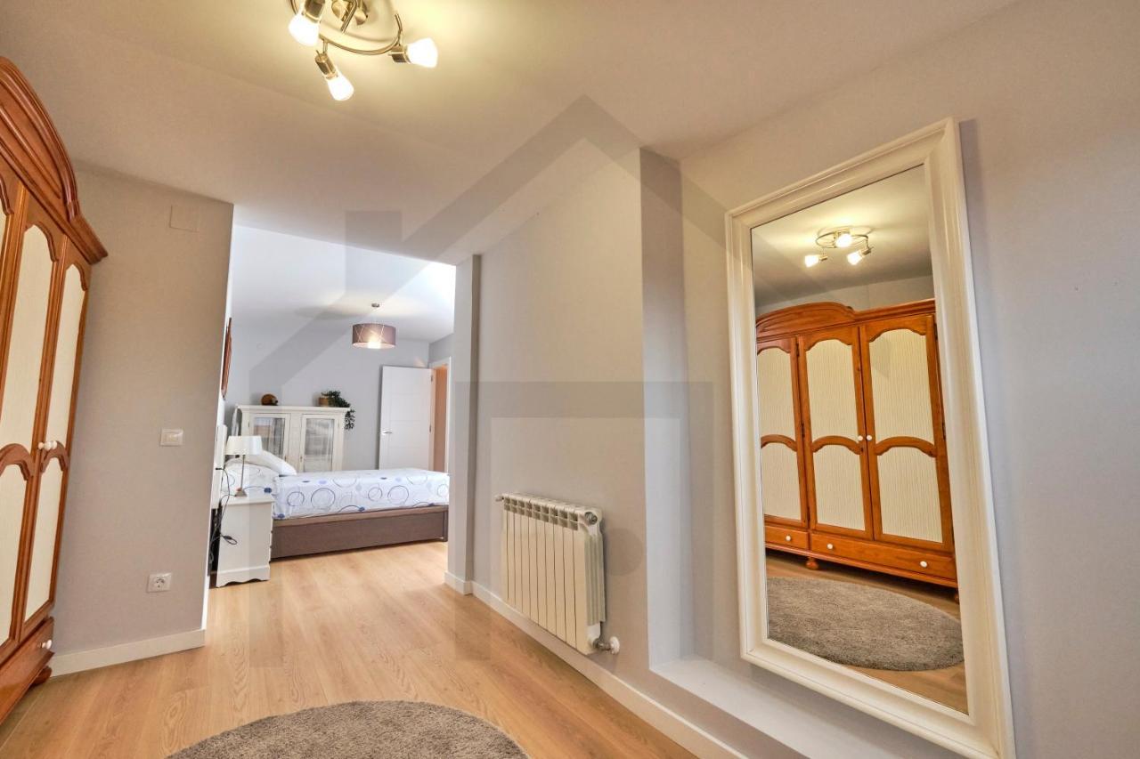 Espectacular Atico A Un Paso Del Centro De Gijon Bed & Breakfast ภายนอก รูปภาพ